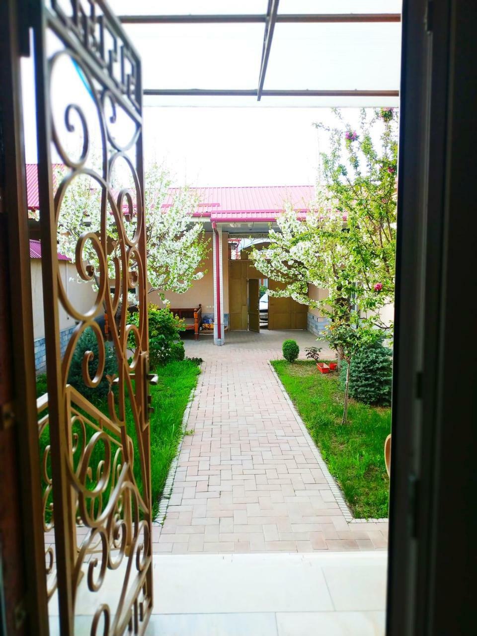 Rakat Inn Navigator Tașkent Exterior foto